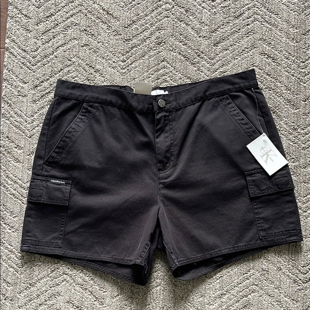 Calvin Klein Women’s Black Cargo Shorts